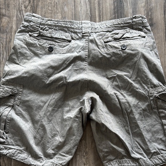 Matchstick Men's Gray Cargo Shorts sz 40 - Picture 4 of 5